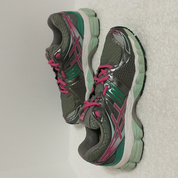 Asics Gel Nimbus 15 Women's Running Shoes Grey Green Pink T3B5N Size 7 - Picture 4 of 8